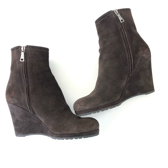 ♦️SOLD♦️PRADA Brown Suede Short Ankle Wedge Boots Sz 39 / 8.5 - Picture 6 of 16